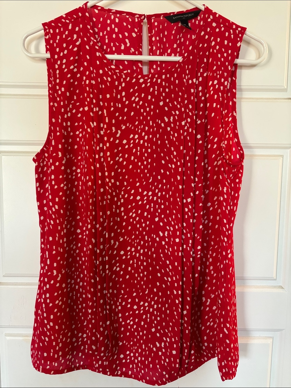 Banana Republic Red Sleeveless Dot-Print Shell